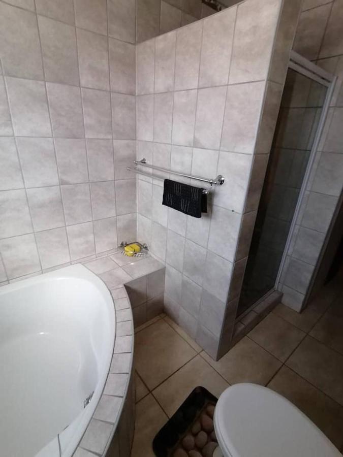 Jjp Self Catering - Three Bedroom House Lüderitz المظهر الخارجي الصورة