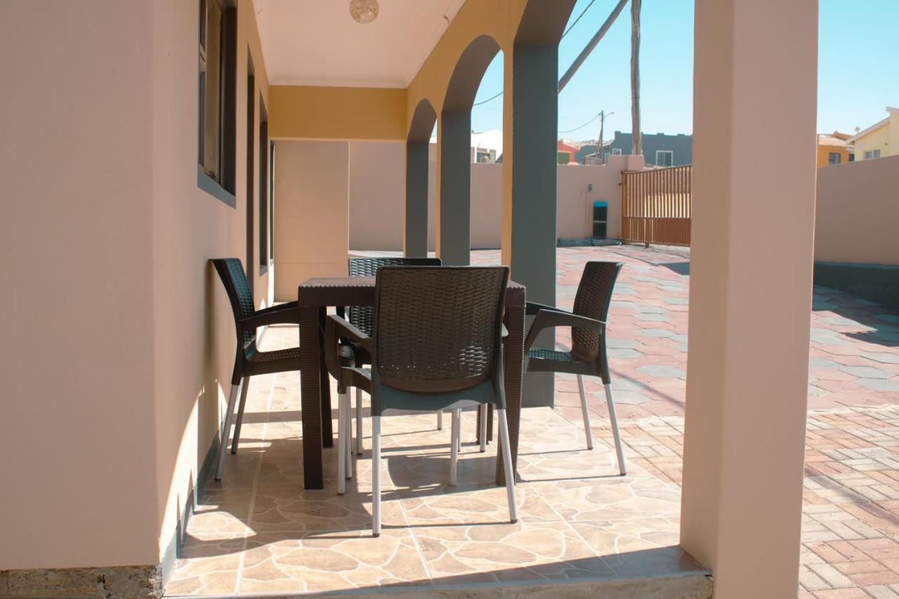 Jjp Self Catering - Three Bedroom House Lüderitz المظهر الخارجي الصورة