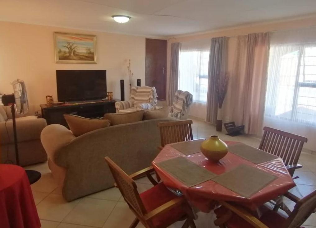 Jjp Self Catering - Three Bedroom House Lüderitz المظهر الخارجي الصورة